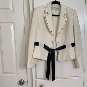 Chic Cream Blazer with Black Trim